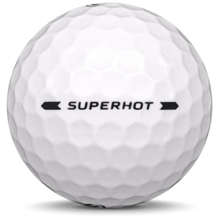 De golfbal Callaway Superhot in jaarmodel 2021.