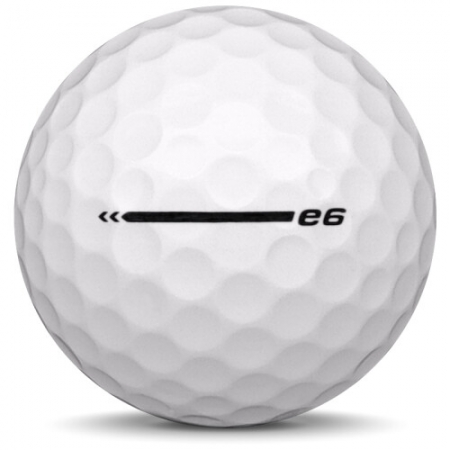 De golfbal Bridgestone E6 in jaarmodel 2024.