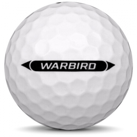 De golfbal Callaway Warbird in jaarmodel 2025.